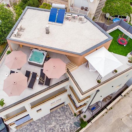 Luxury Penthouse Duce Apartment Екстериор снимка